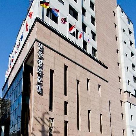 Jeonju Yeonghwa Hotel Bagian luar foto