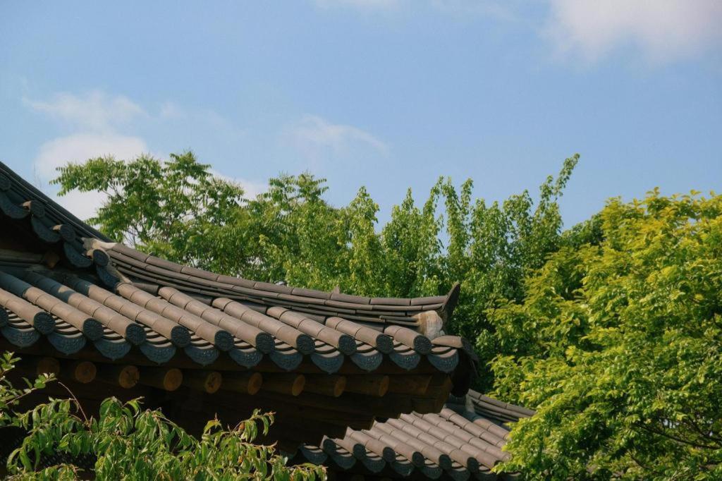 Jeonju Yeonghwa Hotel Bagian luar foto